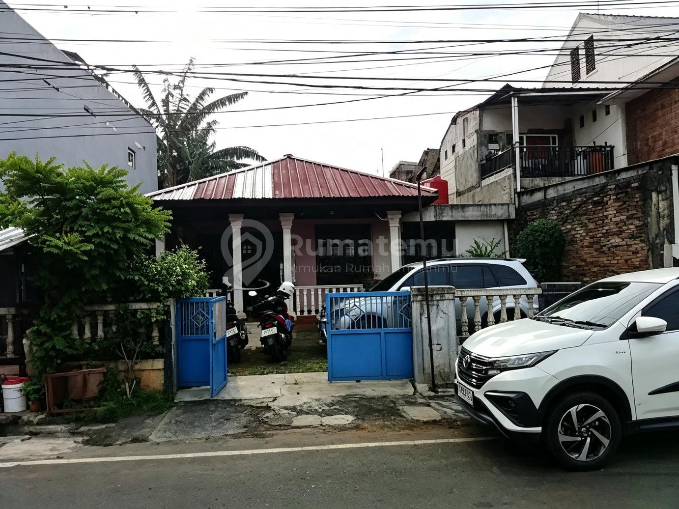Dijual Rumah Tua Hitung Tanah di Cilandak Timur Jakarta Selatan