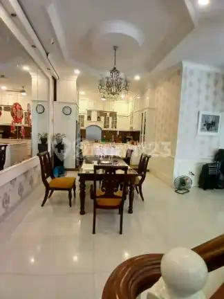 Rumah Mewah Ditaman Grisenda Pik Kapuk Jakarta Utara