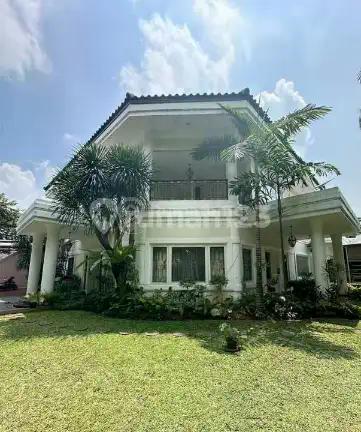 Wijaya -Kebayoran Baru [Rumah]:Hoek - Jalan Besar- Modern Classic