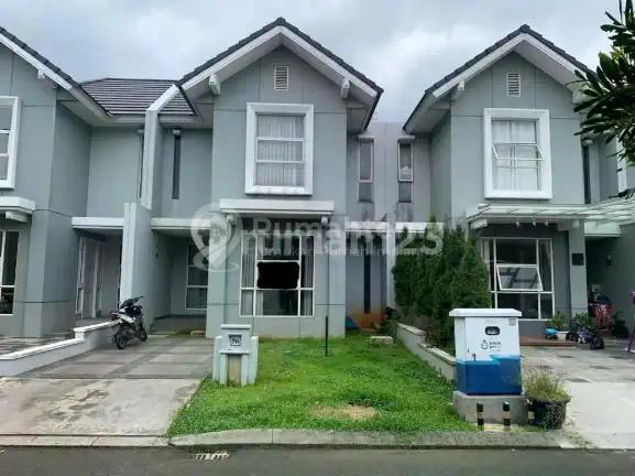 Rumah 2 Lantai Suvarna Sutera Bahana Siap Tinggal