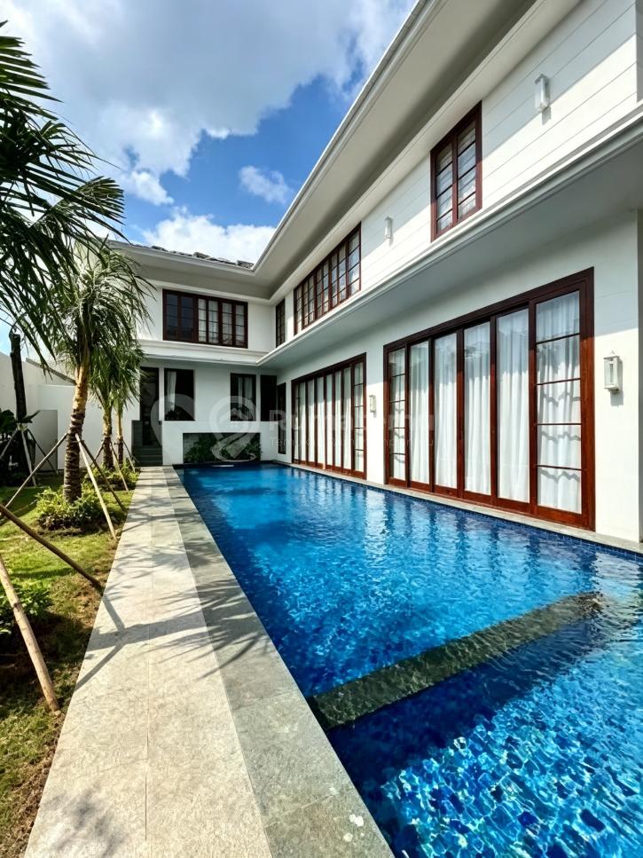 Brand New Luxury House Kemang Dalam Full Furnished