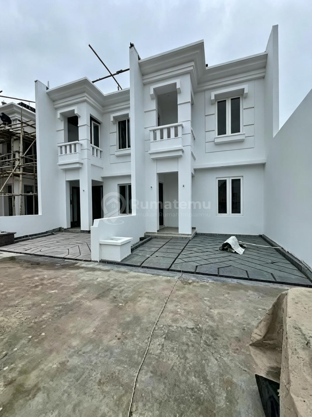 Rumah Baru Dalam Cluster di Pondok Kopi