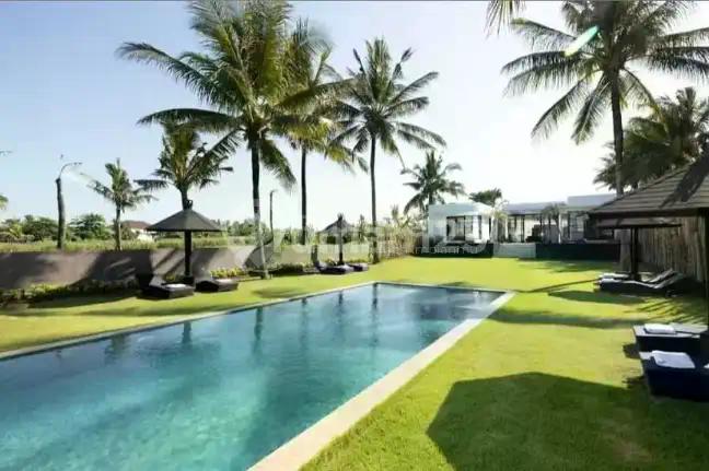 Luxury Beach Front Villa For Sale In Pasut Beach Tabanan Bali