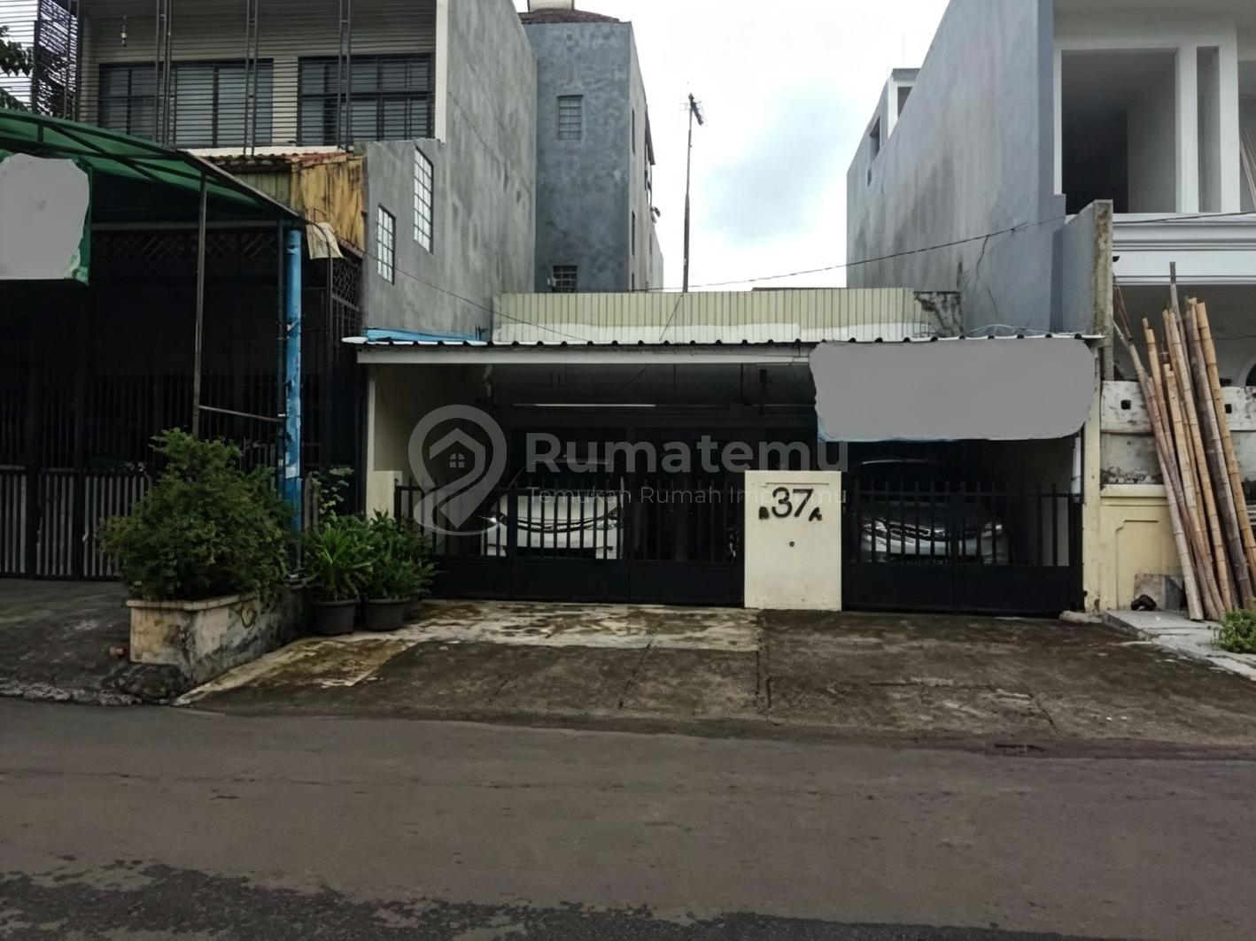 Dijual cepat rumah Cocok untuk usaha di JL.Percetakan Negara, Rawasari