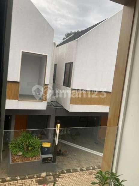 Disewakan Rumah Baru di Bintaro Luminance House Dekat Stasiun Jurang Mangu, Tangerang Selatan