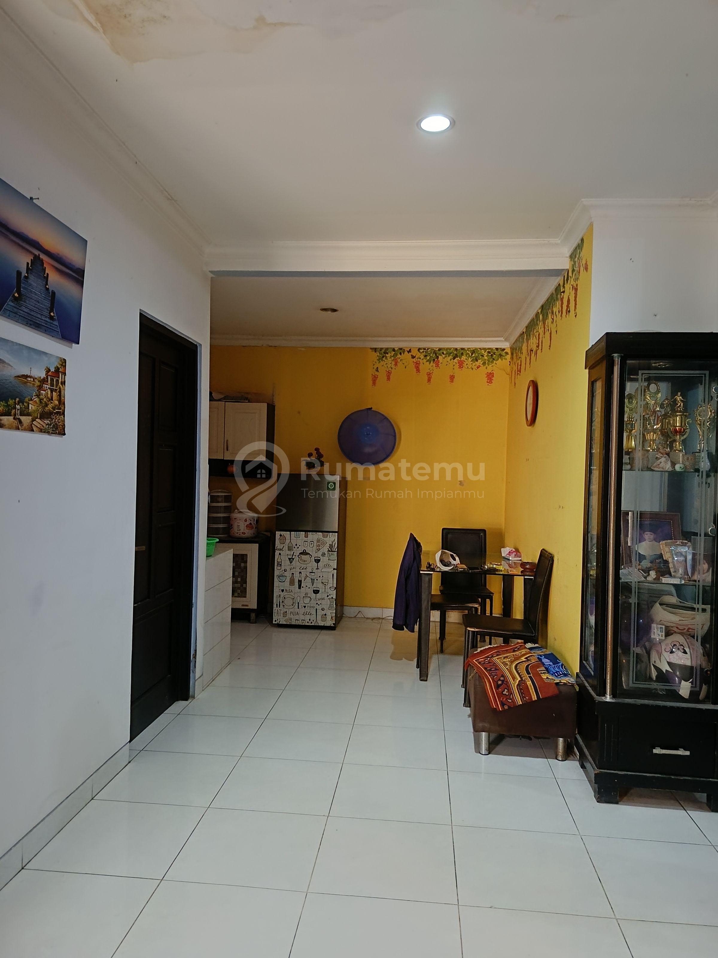 Rumah Sian huni Dijual di Limus Pratama Regency 