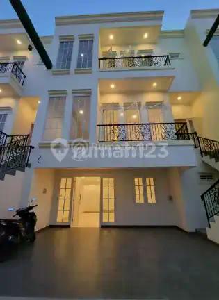Rumah Baru Siap Huni di Kayu Putih Jakarta Timur