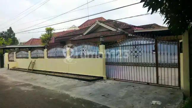 Rumah Asri Area Cilandak Kko, 600 M Ke Jln Raya Cilandak Kko