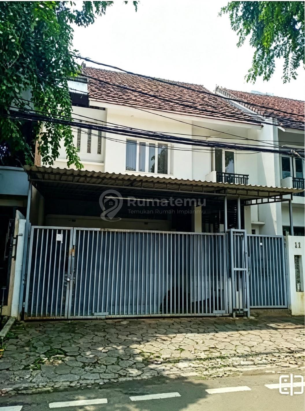 Rumah Bagus di Cempaka Putih Dekat dengan Kawasan Kuliner