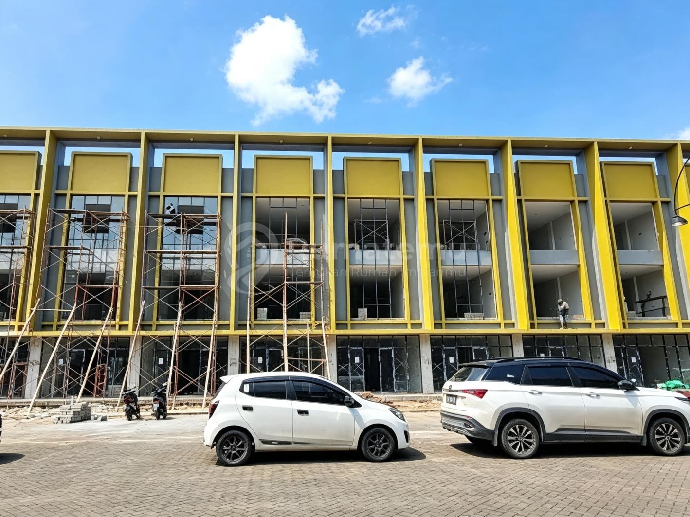 Ruko di Alam Sutera, Ruko Baru, Free Parkir, Dekat Ubm