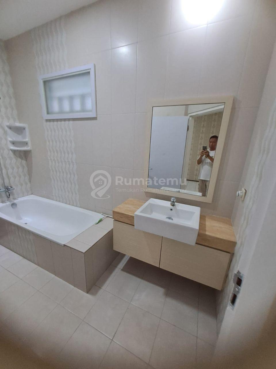 Hunian Asri Siap Sewa Di Area Kebayoran Baru 