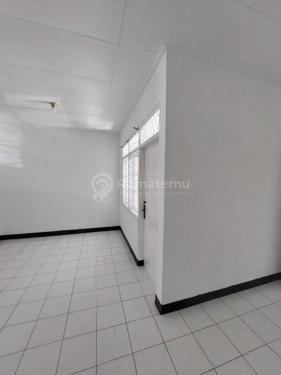 DISEWAKAN RUMAH STRATEGIS SIAP HUNI DI ARCAMANIK – BANDUNG