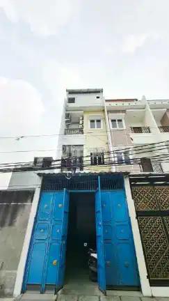 DIJUAL RUMAH KOST DI JELAMBAR, JAKARTA BARAT!