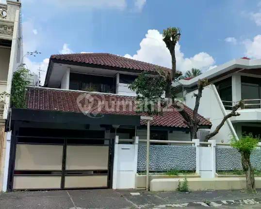 Intercon Kebon Jeruk [Rumah] : Hadap Barat - 2 LT