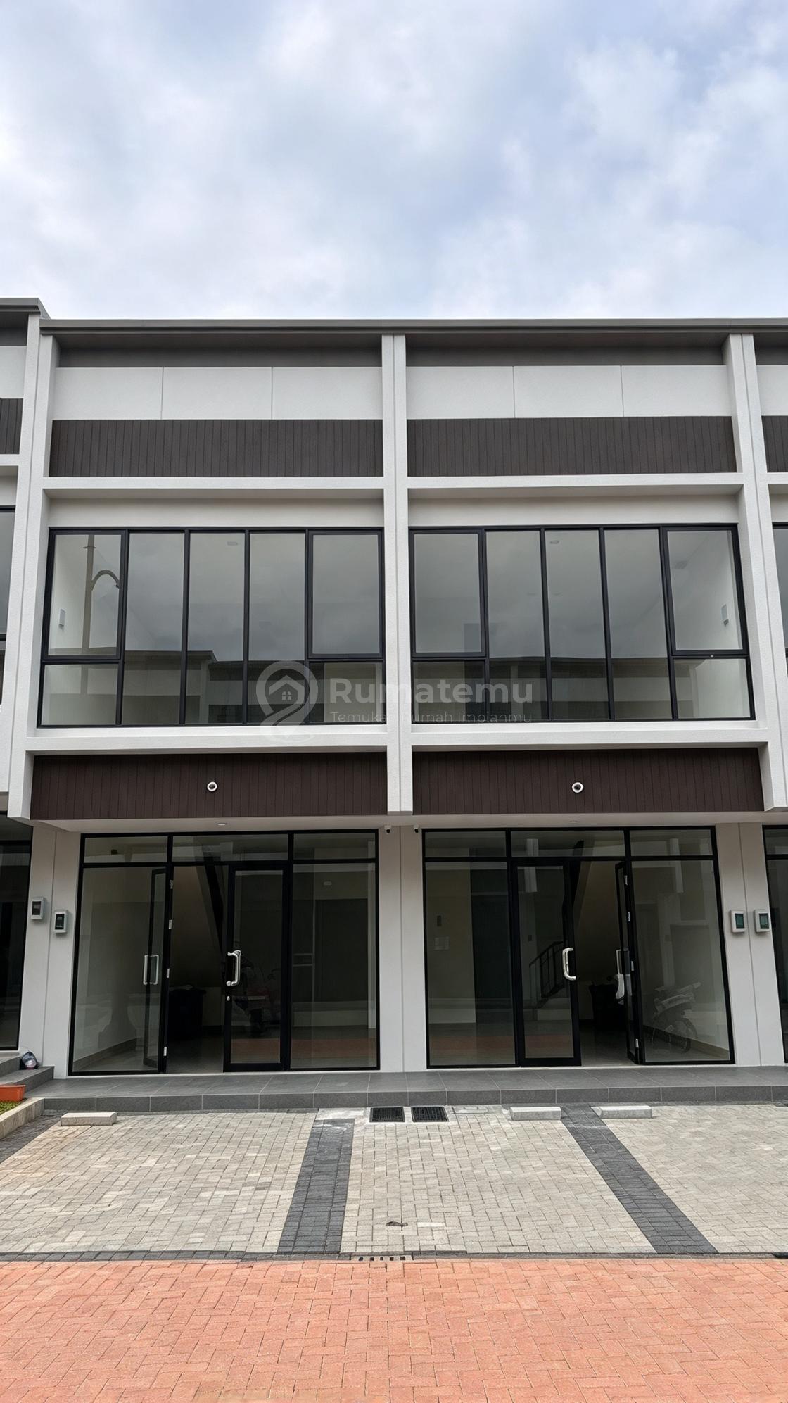 DiSewakan Ruko Sorrento 2 Lantai Gading Serpong Ac Cctv