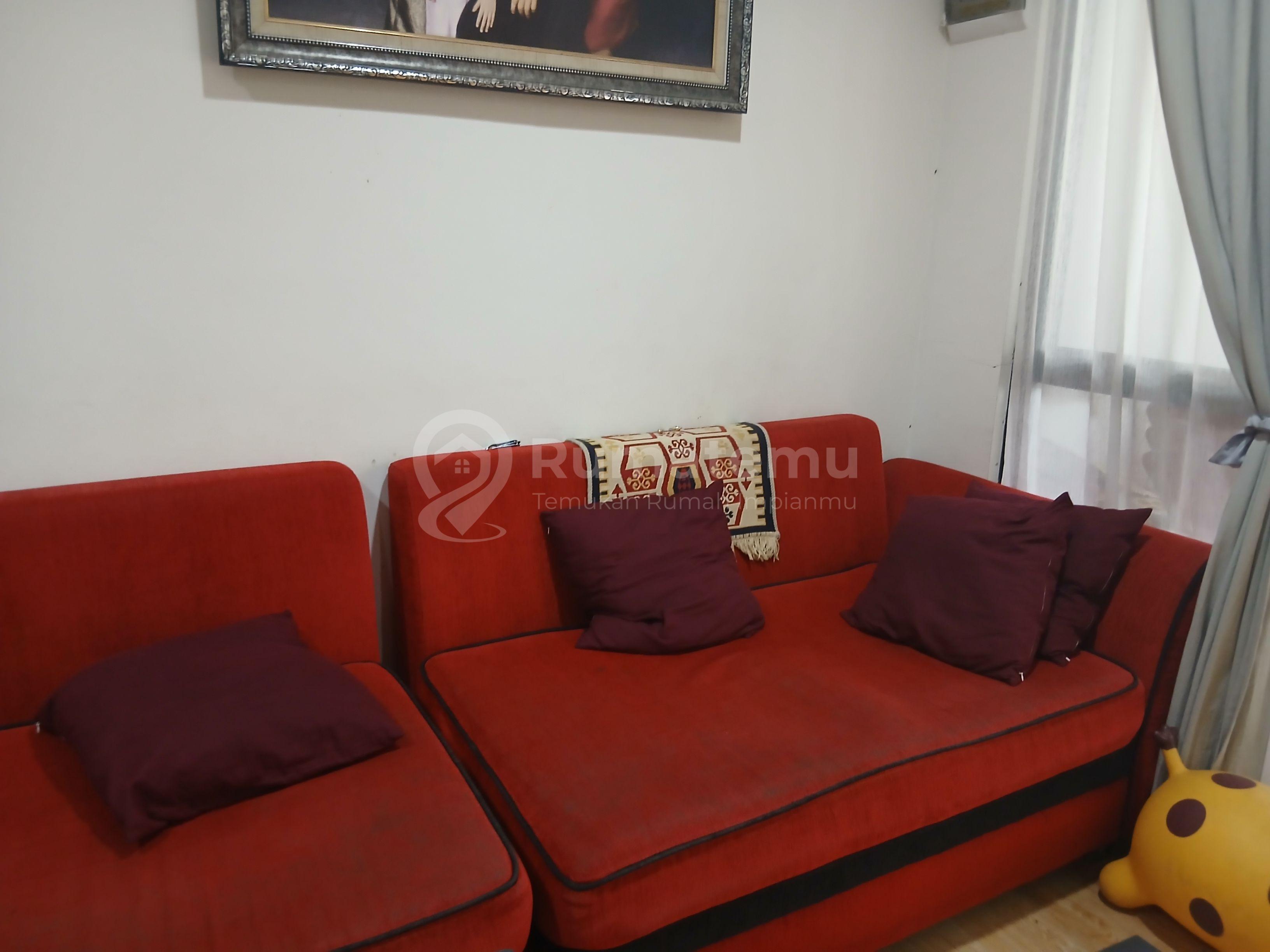 Hanya 1 kamar kost karyawati/mshasiswi Karawaci Tangerang