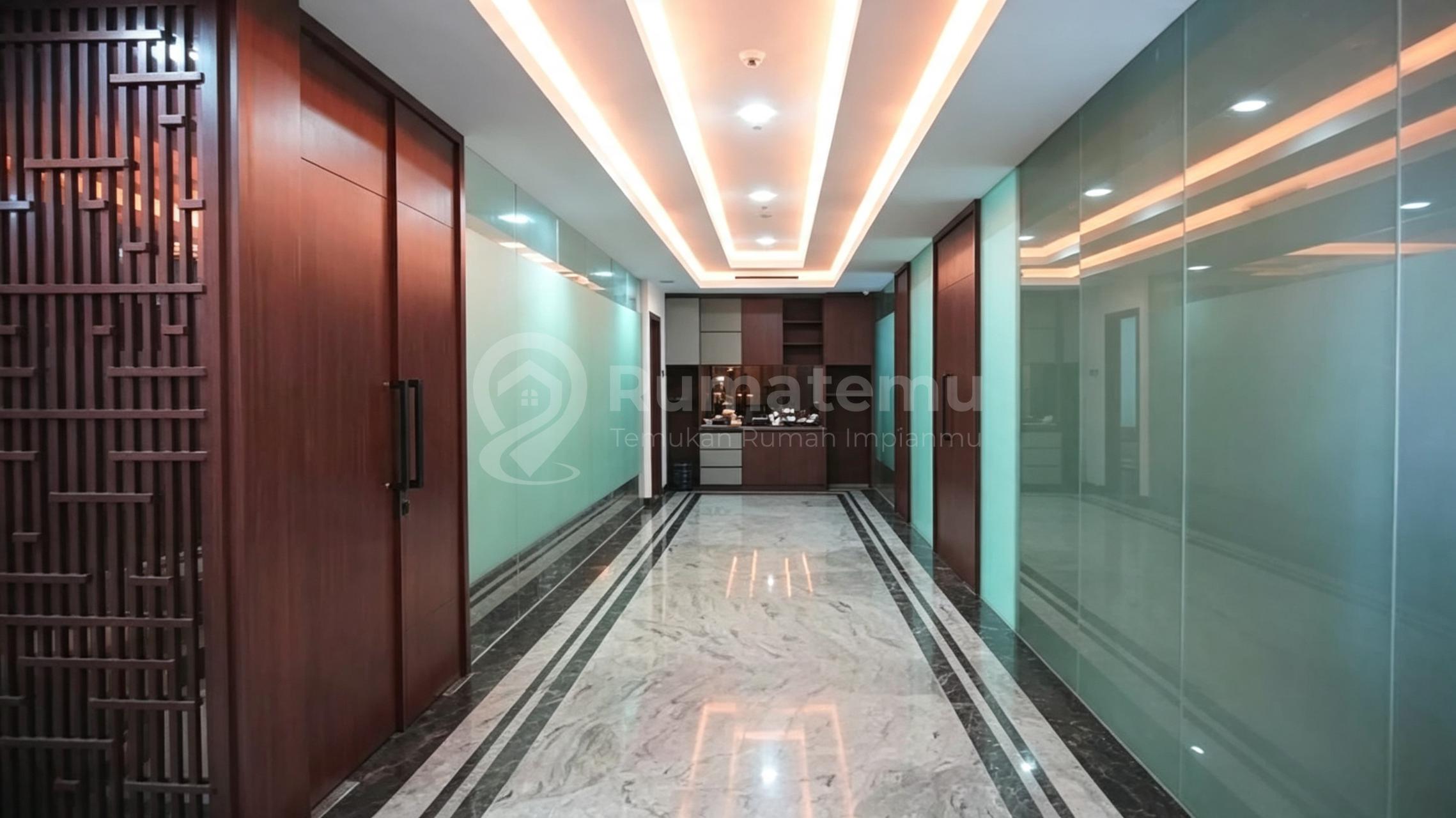 Dijual Kantor Treasury Tower Scbd Jaksel Furnish Lokasi Elit Dan Strategis