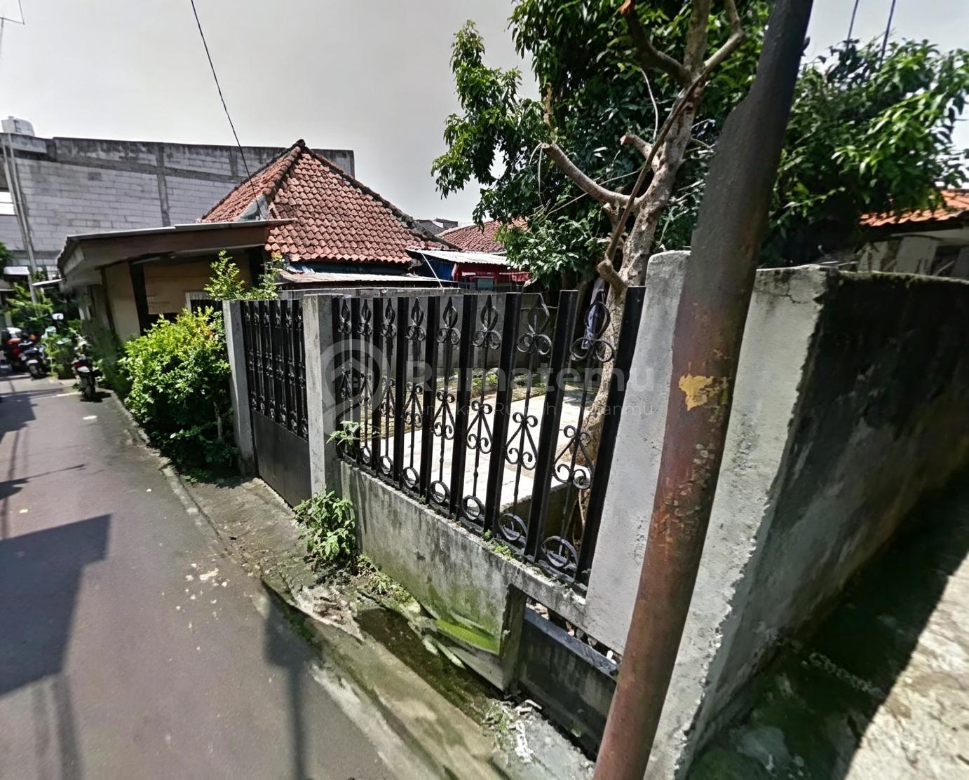 Rumah Hitung Tanah, Cocok Invest/Indekos, 300 Meter ke Jln Fatmawati Raya