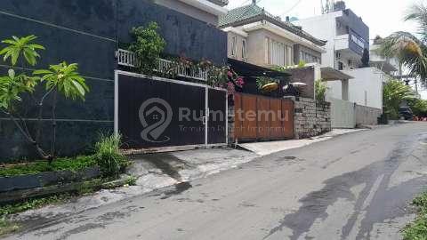 RV-3310 Freehold Two-Storey Villa in a Prime Denpasar Location