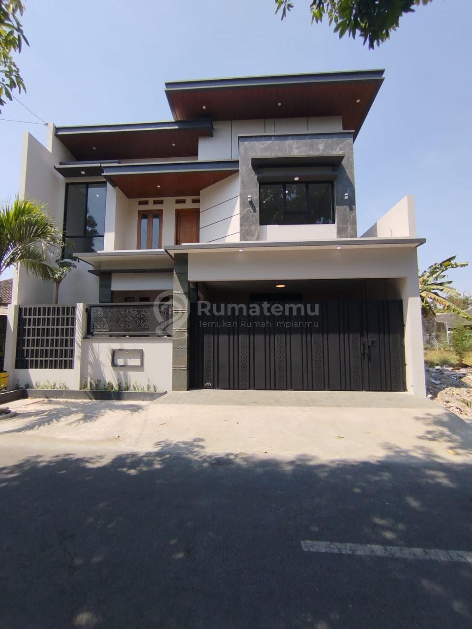 RUMAH MEWAH GRESSSS!!! MODERN MINIMALIS DEKAT PAK JOKOWI..