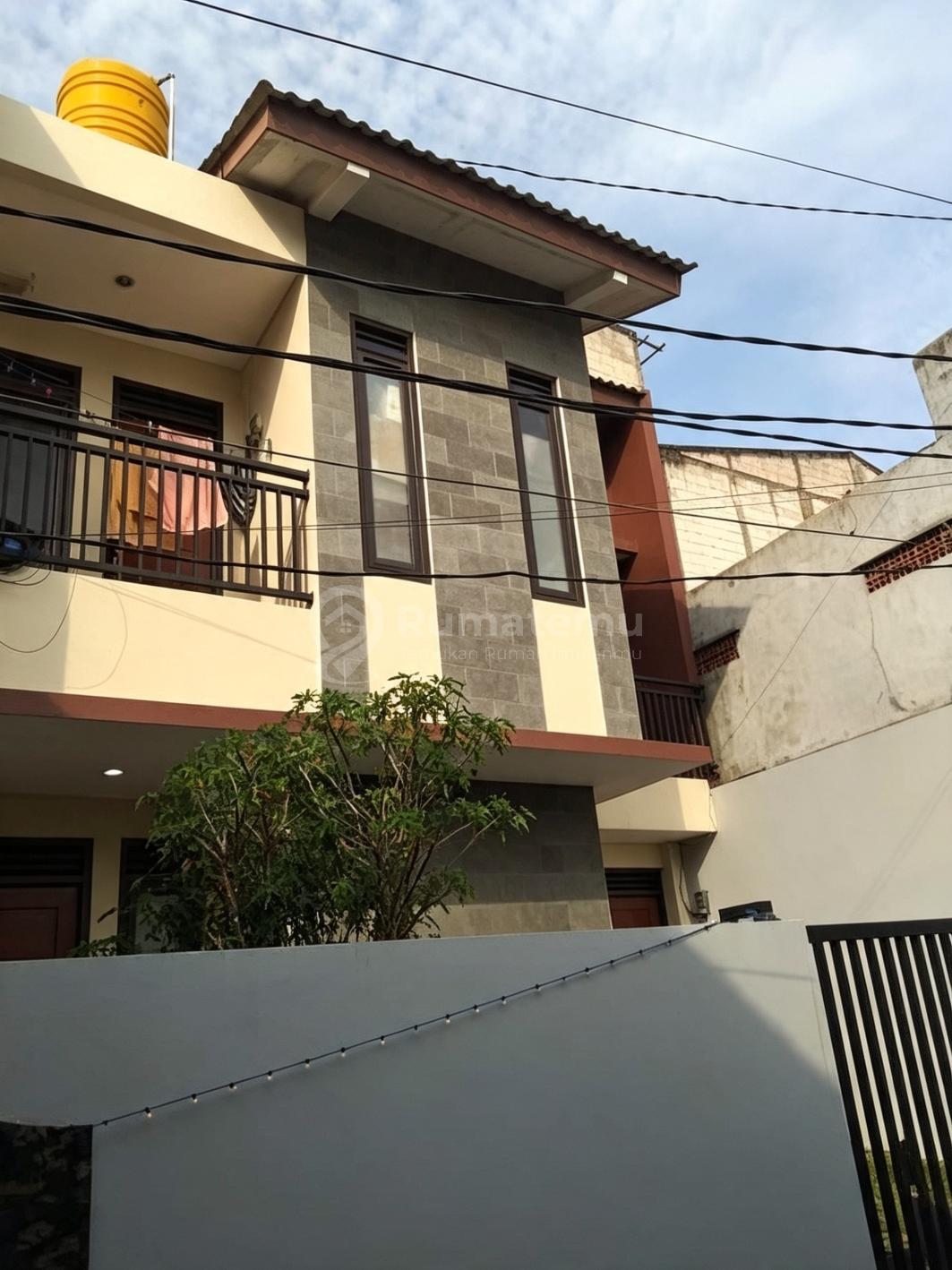 dijual cepat rumah + Kost minimalis Dekat Puri Mansion Cengkareng Cocok untuk rumah tinggal, disewakan/dikontrakan, ataupun kos2an