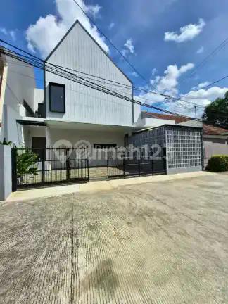 Rumah Baru Dalam Komplek di Duren Sawit Jakarta Timur