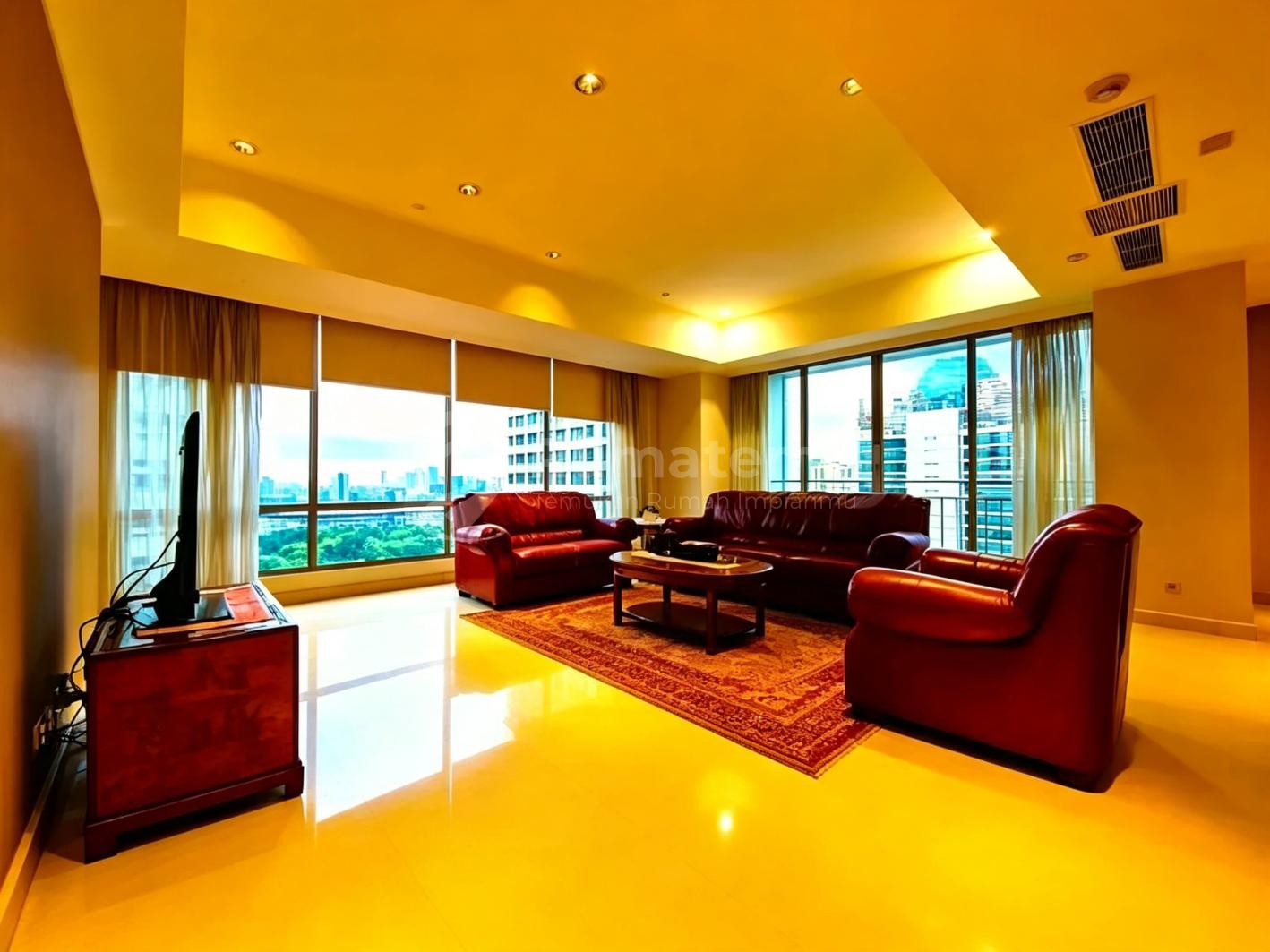 TURUN HARGA Sudirman Mansion Unit 4BR + 1 Study Room Furnish