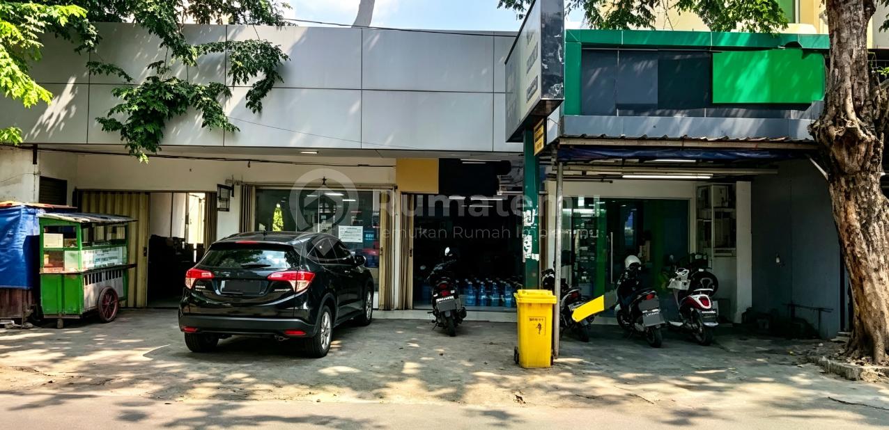 Rumah Tinggal + Usaha Aktif Di Kp Ambon Kayu Putih