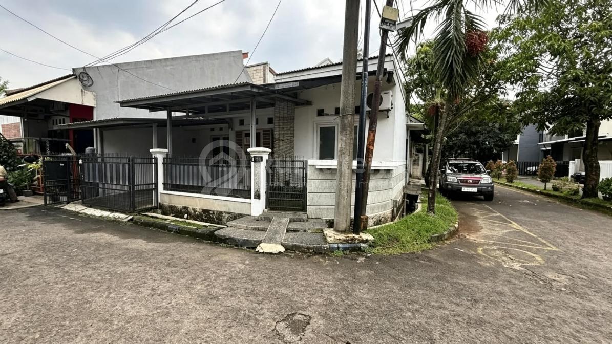 Dijual Rumah Siap Huni Hook Harga Menarik di Graha Bintaro Jaya