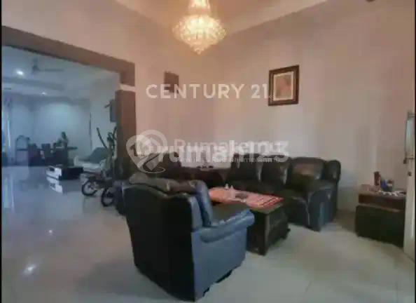 Rumah Mewah dan Nyaman di Kawasan Strategis Bangka - Kemang