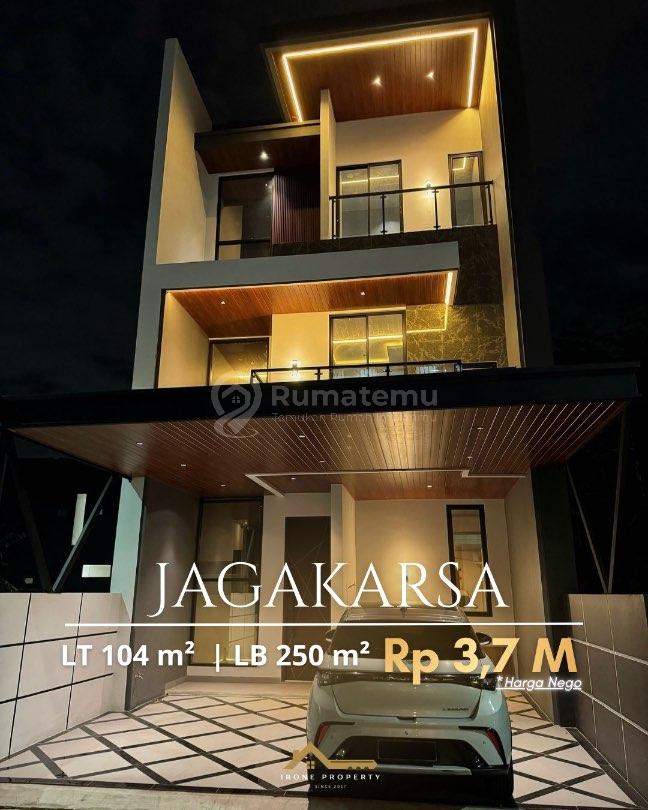 Dijual Rumah Modern Brandnew 3Lt Siap Huni di Jagakarsa