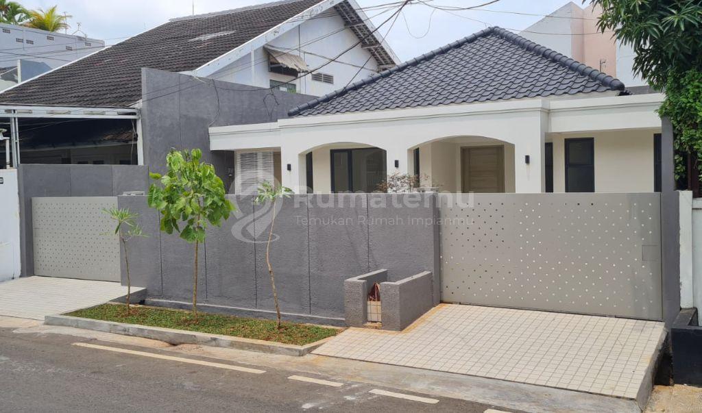 Dijual Rumah New Brand Strategis Di Komplek Cipinang Elok  Jatinegara, Jakarta Timur