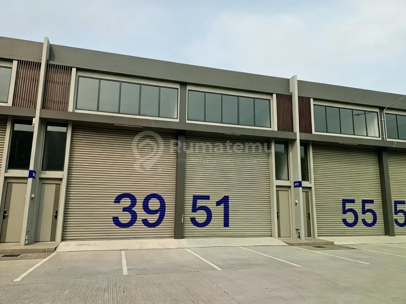 Gudang Ready To Use Duta Indah Starhub Lebar 6