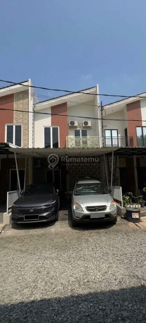 Rumah Townhouse Terawat 2lt SemiFurnish Siap Huni di Pamulang