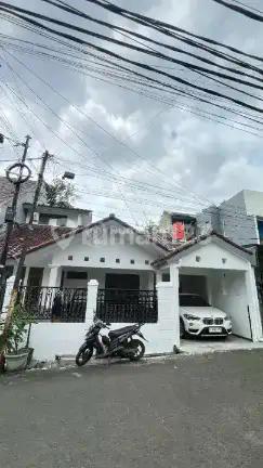 Dijual Rumah Siap Huni Di komplek BAPPEM Jakarta Selatan Kebayoran Lama