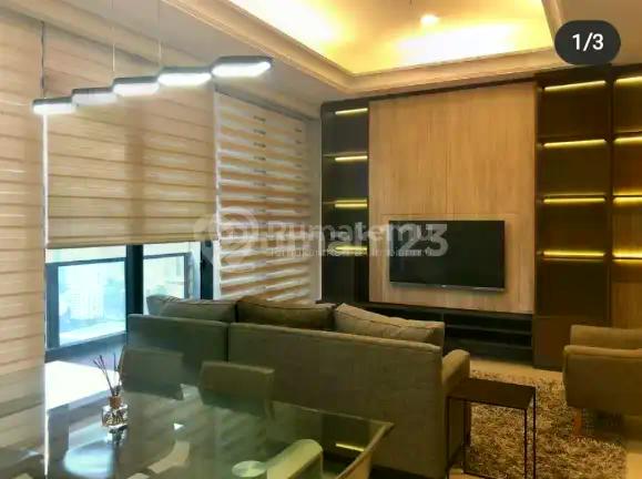 Disewakan Unit 3 Bedroom Good Furnished di District 8 Senopati
