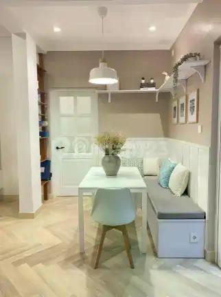 Rumah Full Furnished dengan Interior Design Mewah di Rawamangun
