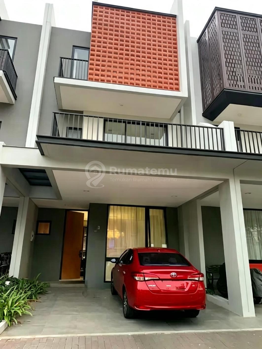Jual BOTANY HILLS,CILANDAK BARAT,JAKARTA SELATAN