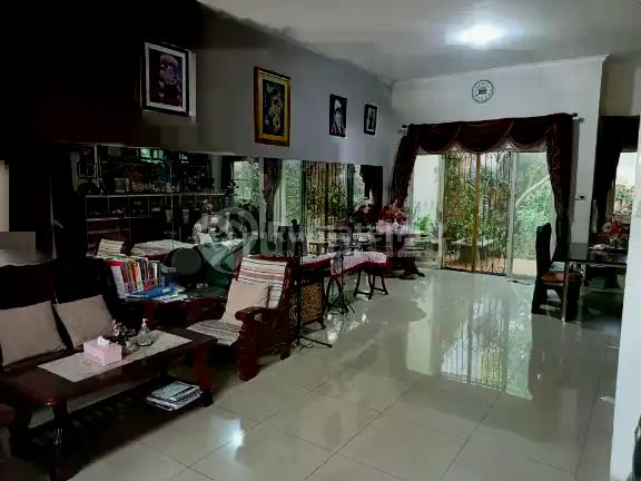 RUMAH ROME DI PIK 1