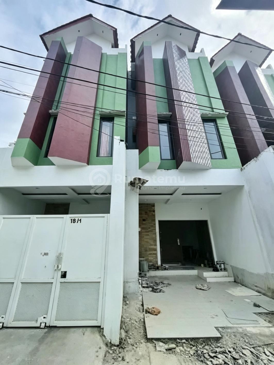 Rumah Baru Siap Huni di Utan Kayu Jakarta Timur