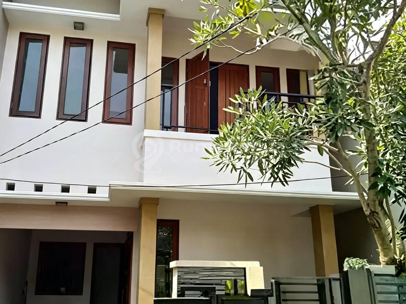 Kemang [RUMAH] Pinggir Jalan Lokasi Strategis