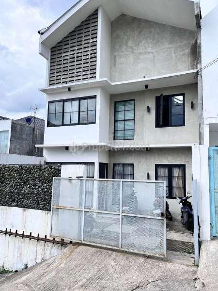 Jual Rumah Vintage View Bandung di Sekejengkol Cileunyi Bandung