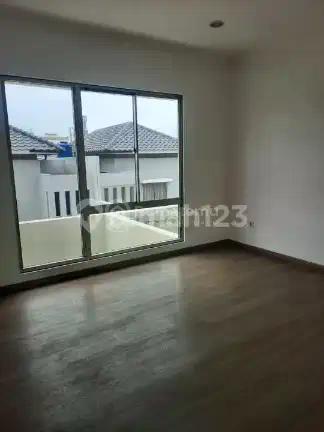 Disewakan dan Dijual Cepat Semi-Furnished @Golf Island