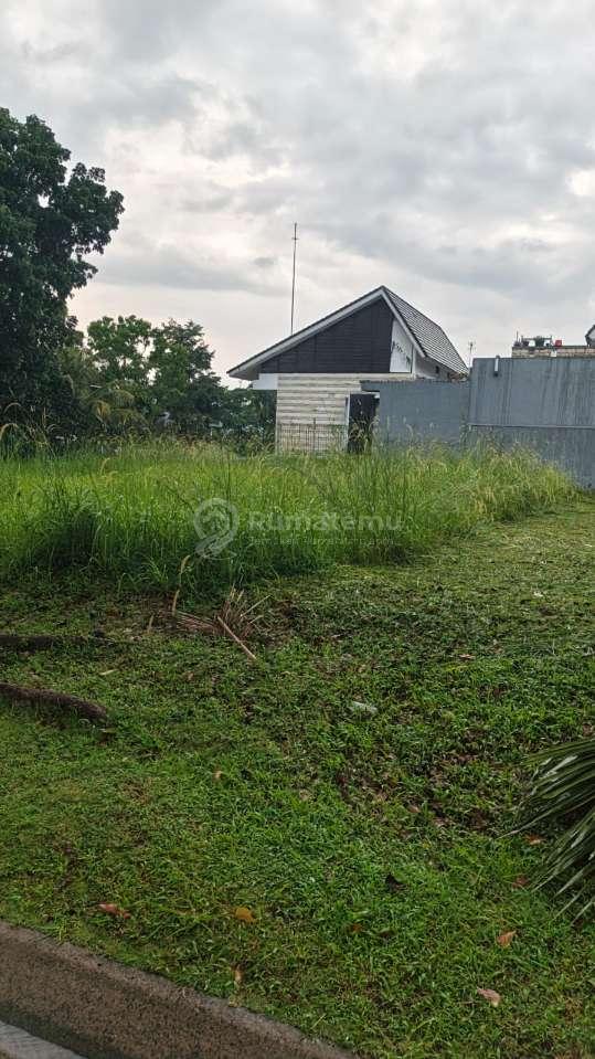 Dijual Kavling Siap Bangun, Posisi Hook dekat ke Ah poong & AEON Mall Sentul City