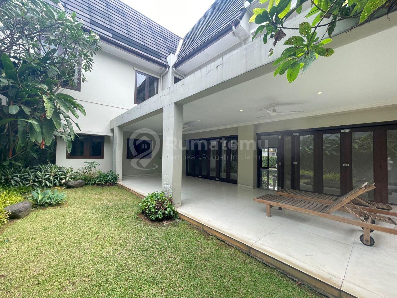 RUMAH SEWA DI AREA KEBAYORAN BARU 