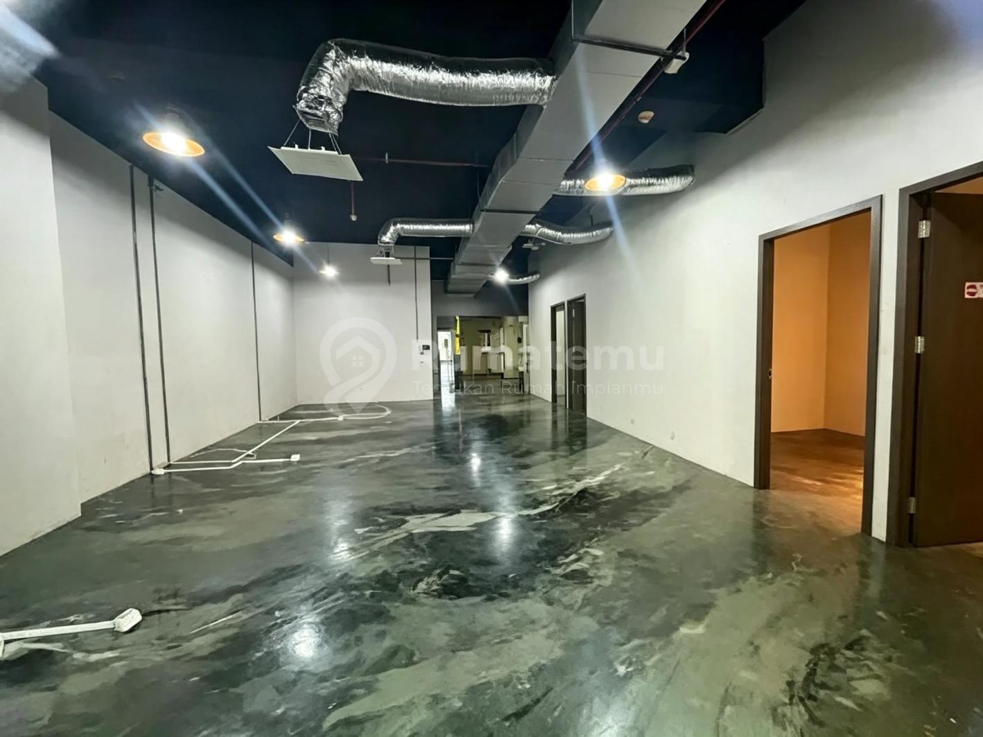 Office Space 200m2 Landmark Pluit Unfurnish