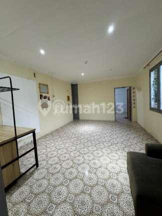 Rumah Hook 5X33, Pinggir Jalan Raya Area Pondok Labu