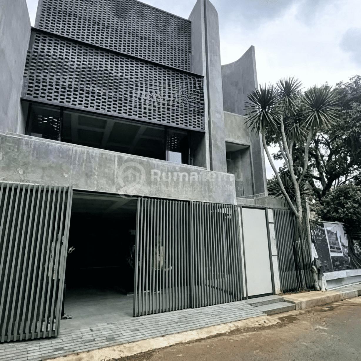 Dijual Rumah Baru Dalam Cluster Exclusive Umala Lebak Bulus