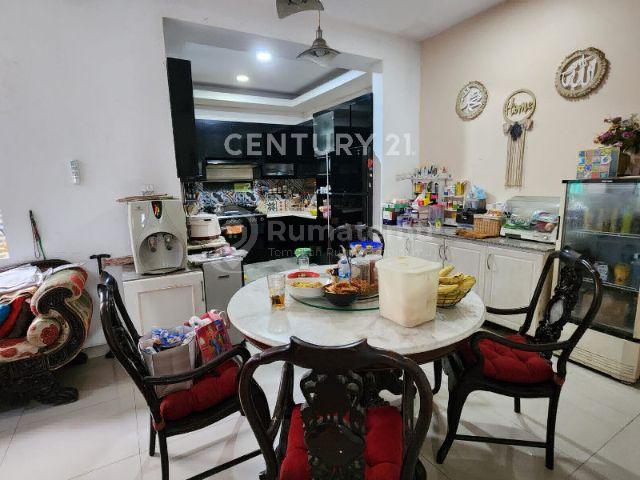 Harga terjangkau deket sama pusat bisnis rumah 2 lantai di bintaro jakarta Selatan 