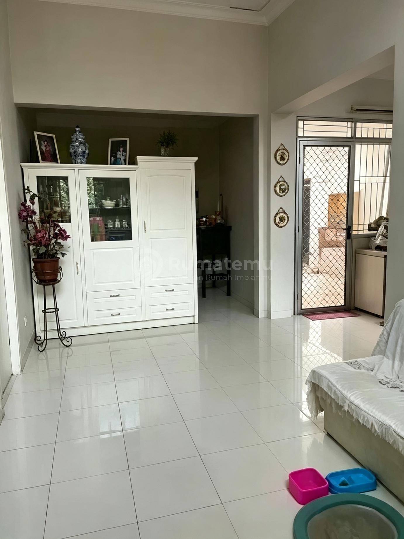 Dijual Rumah Siap Huni Villa Melati Mas 2